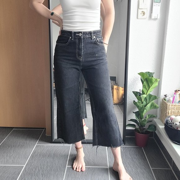 Zara Woman Premium Denim Collection Black Raw Hem Ankle Wide Leg Jeans US 4 - Picture 4 of 15